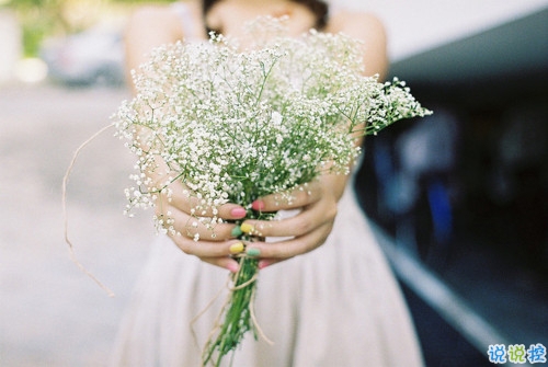 不敢再愛(ài)了的傷感說(shuō)說(shuō)帶圖片 愛(ài)情吃了虧的經(jīng)典傷感說(shuō)說(shuō)配圖1