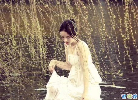 經(jīng)典有道理的說說帶圖片：我讀過很多書，但后來(lái)大部分都被我忘記了12