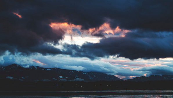 人生旅途中鼓舞你的很勵(lì)志的正能量說說帶圖片9