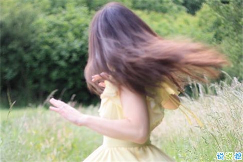 超拽霸氣酷炫的00后個(gè)性說說帶圖片 幸好山高水長(zhǎng)我還能囂張14