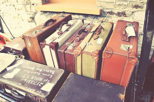 關(guān)于現(xiàn)實生活人生的哲理說說帶圖片 一個人活著應(yīng)該永遠(yuǎn)要把目光投向遠(yuǎn)方2