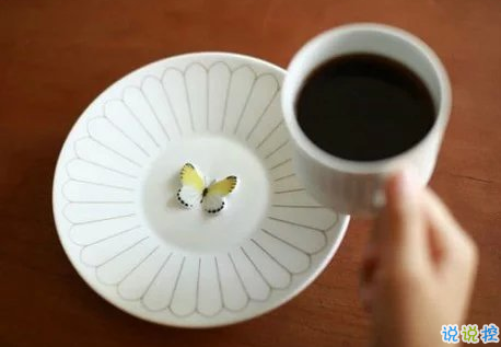 經(jīng)典有道理的說說帶圖片：我讀過很多書，但后來(lái)大部分都被我忘記了1