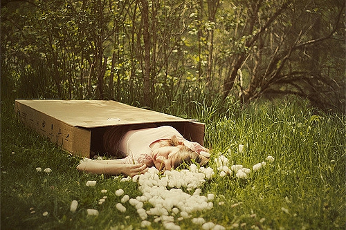 關(guān)于夏天的唯美文藝說說帶圖片 夏有彤云蔚然成風(fēng)15