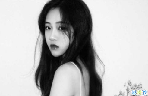 2018傷感說說讓人流淚的說說帶圖片 理智又感性的傷感說說配圖6