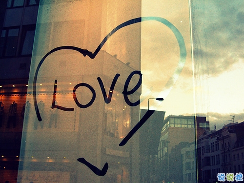 突然很懷念過去的說說內心難受 真的很想很想一個人的說說6