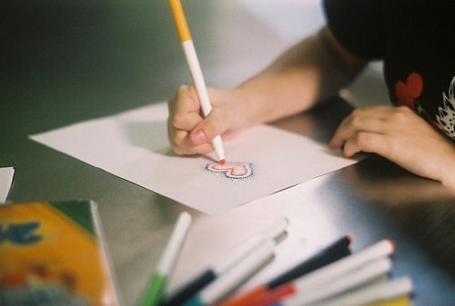 超甜蜜的戀愛(ài)中的小情侶適合發(fā)的愛(ài)情說(shuō)說(shuō)帶圖片 寫盡千山落筆是你2