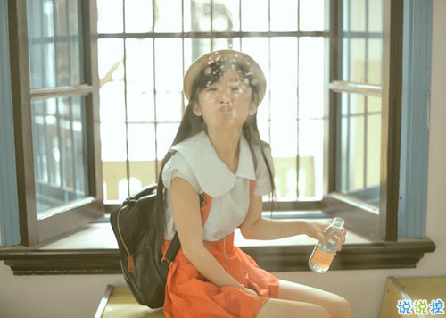 適合戀愛中的甜蜜發(fā)的說說帶圖片 我見過的全部風(fēng)景都抵不上你一句我想見你7