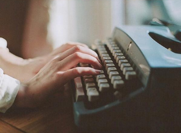 愛情中的甜蜜小句子 喜歡一個人的文藝小清新說說帶圖片9