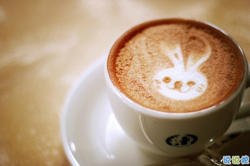 傷感心痛的說(shuō)說(shuō)帶圖片 一顆心已經(jīng)破碎的傷感說(shuō)說(shuō)8