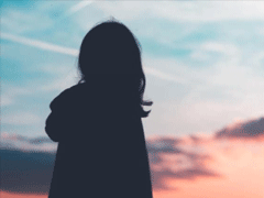 好心累的愛情說說帶圖片 心累想放棄的句子