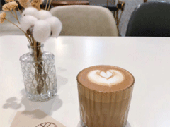 抖音最火文藝唯美說(shuō)說(shuō)配圖 美到窒息的文藝句子帶圖片