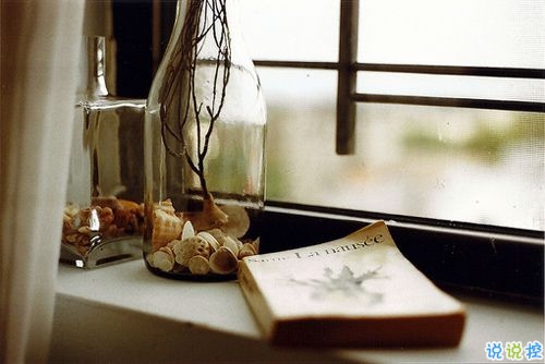 簡(jiǎn)單唯美的一句話圖片說說有道理的那種 生活需要一點(diǎn)詩(shī)意12