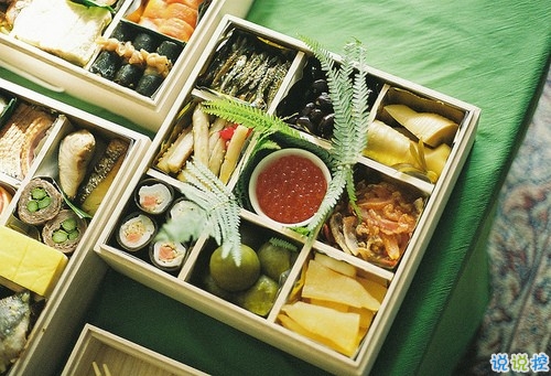 文藝簡單適合發(fā)空間說說的句子 我想寫給你的三行情書12