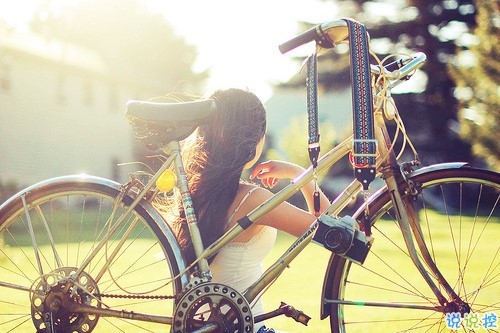 微信唯美憂傷說(shuō)說(shuō)一句話帶圖片 適合悲傷時(shí)發(fā)的唯美句子13