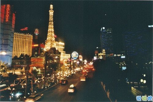 2019情人節(jié)秀恩愛說說霸氣幸福 高調(diào)情侶說說獨(dú)特有創(chuàng)意配圖5