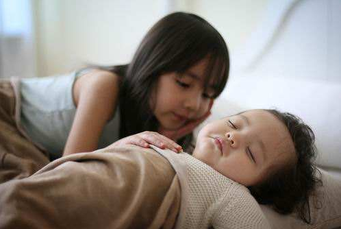 在你睡前必須要做的一件事搞笑說說大全2