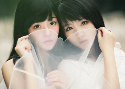 配圖片的朋友說說：什么是好朋友？有人說，那是地球上翻版的自己10