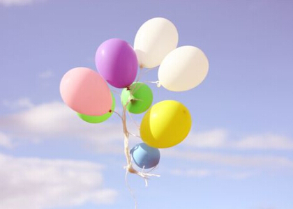 一個(gè)人的說說帶圖片：一個(gè)人怕孤獨(dú)，兩個(gè)人怕辜負(fù)