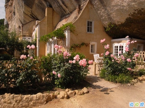 文藝唯美簡短說說大全帶圖片 適合女孩子發(fā)的唯美說說配圖8