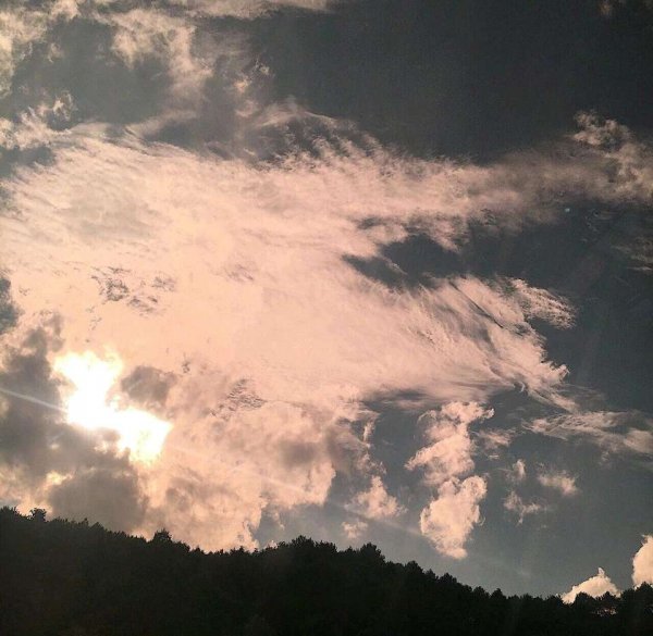 關(guān)于人生和夢想的很現(xiàn)實(shí)的經(jīng)典哲理說說帶圖片9