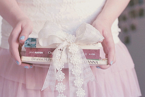 一個(gè)人感到孤獨(dú)寂寞時(shí)發(fā)的說(shuō)說(shuō)帶圖片 一個(gè)人只要學(xué)會(huì)了回憶就再不會(huì)孤獨(dú)8