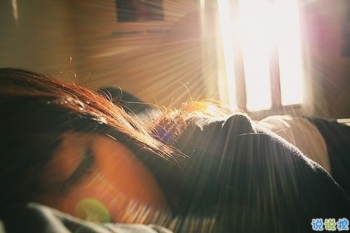 2018點(diǎn)贊最多的說(shuō)說(shuō)加圖片：速熱的人也速凍，熱鬧的人易散場(chǎng)9