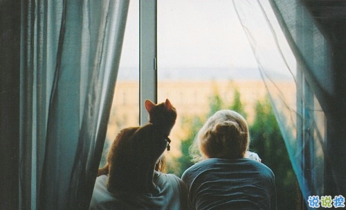 2019微信朋友圈個性說說配圖 手機有電錢包有錢比什么都好3