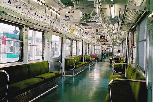 提到愛情有時(shí)會(huì)心痛心碎的傷感說說帶圖片2