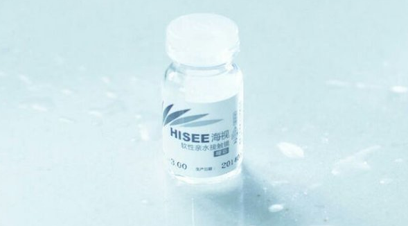 關(guān)于愛情和喜歡一個人的心事的經(jīng)典圖片說說12