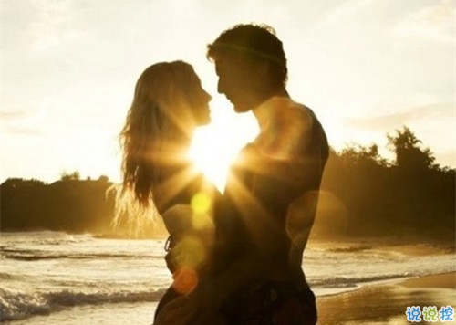 2018公布戀情的說說簡單點 適合女生公布戀情的簡短說說一句話2