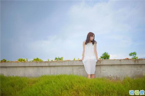 對(duì)愛一往情深的經(jīng)典說說帶圖片 文藝愛情小短句表達(dá)愛意4