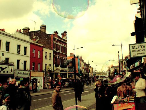 關(guān)于人生成長的經(jīng)典哲理句子 一生那么短再拘謹幾下就真的過去了2