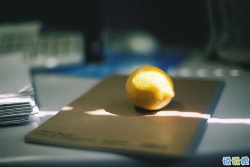 女生心情說(shuō)說(shuō)唯美文藝范帶圖片 簡(jiǎn)單好聽(tīng)的朋友圈說(shuō)說(shuō)201912