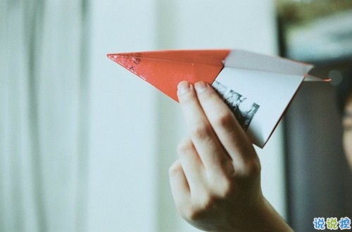 一個(gè)人獨(dú)處時(shí)的孤獨(dú)寂寞的說說帶圖片 你有看過凌晨三點(diǎn)的星星嗎3