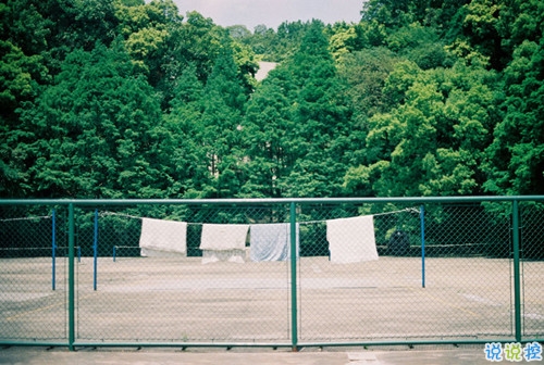 一個(gè)人獨(dú)處時(shí)的孤獨(dú)寂寞的說說帶圖片 你有看過凌晨三點(diǎn)的星星嗎14