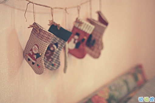 女生傷感說說真情流露帶圖片 短一點的女生說說心碎難過9