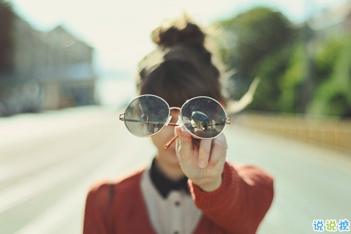 霸氣個性說說帶圖片情感有關(guān)的 很火爆的微信霸氣說說配圖2