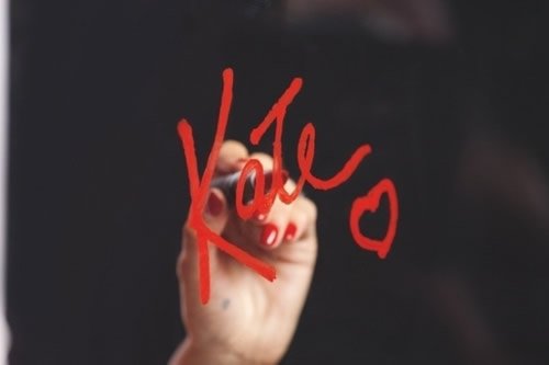 關(guān)于愛情很有哲理的經(jīng)典長說說?愛情是什么？8