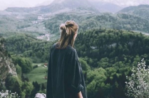 年少時(shí)期喜歡一個(gè)人的心情說說帶圖片 關(guān)于青春和成長2