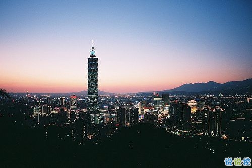 2018正能量的奮斗經(jīng)典說說配圖 簡(jiǎn)單霸氣的勵(lì)志說說20184