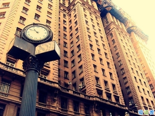 很特別的朋友圈勵志句子吸粉無數(shù) 適合當(dāng)座右銘的經(jīng)典勵志句子1