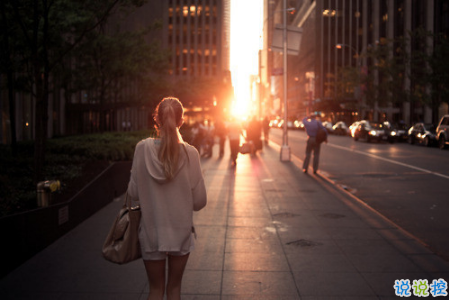 比較有哲理戳人心窩的經(jīng)典說說帶圖片 對(duì)生活對(duì)人生有感悟很現(xiàn)實(shí)的說說大全(圖文)5