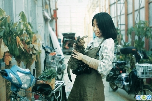 2019心里難受的說(shuō)說(shuō)帶圖片 一絲絲難過(guò)的朋友圈說(shuō)說(shuō)13