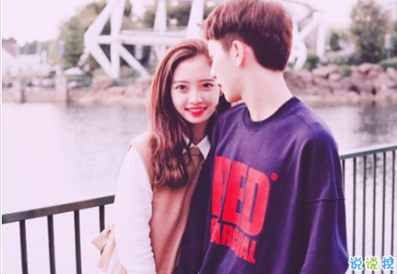 2018朋友圈領到結(jié)婚證曬幸福的說說 朋友圈曬結(jié)婚證配文字大全最新2