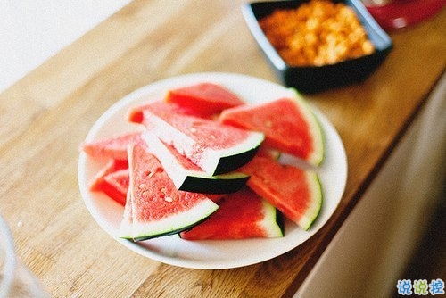 適合發(fā)朋友圈的唯美愛情說說帶圖片 深情有愛意的唯美說說9