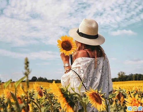 告訴自己要堅(jiān)強(qiáng)的勵(lì)志暖心經(jīng)典說說大全2018 相信一切都會(huì)過去的1