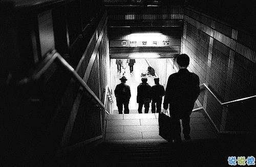 哪里會(huì)有人喜歡孤獨(dú)，不過(guò)是不喜歡失望罷了8