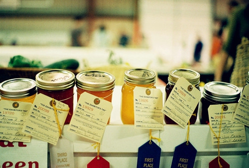 關(guān)于愛情的有意思的文藝句子 愛她是我做過的最好的事11