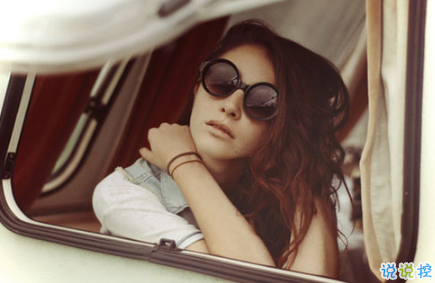 最火情侶說說秀恩愛短句帶圖片 超級喜歡一個人的說說11