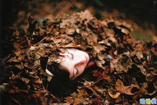 寫給愛(ài)情的那些經(jīng)典簡(jiǎn)單有哲理的句子和圖片 嘿你好余生請(qǐng)多多指教4